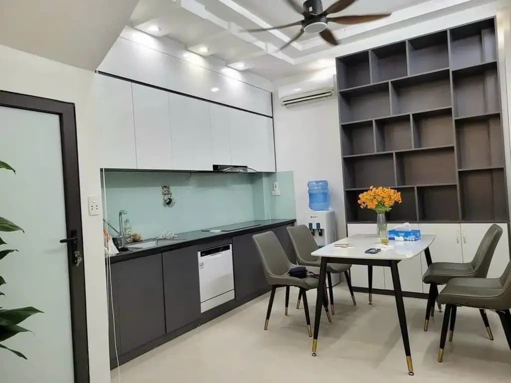 Main-Cho thuê nhà VĨNH PHÚC, Ba Đình. 22 triệu/tháng. Phù hợp để ở Hộ gia đình, Công ty.-2