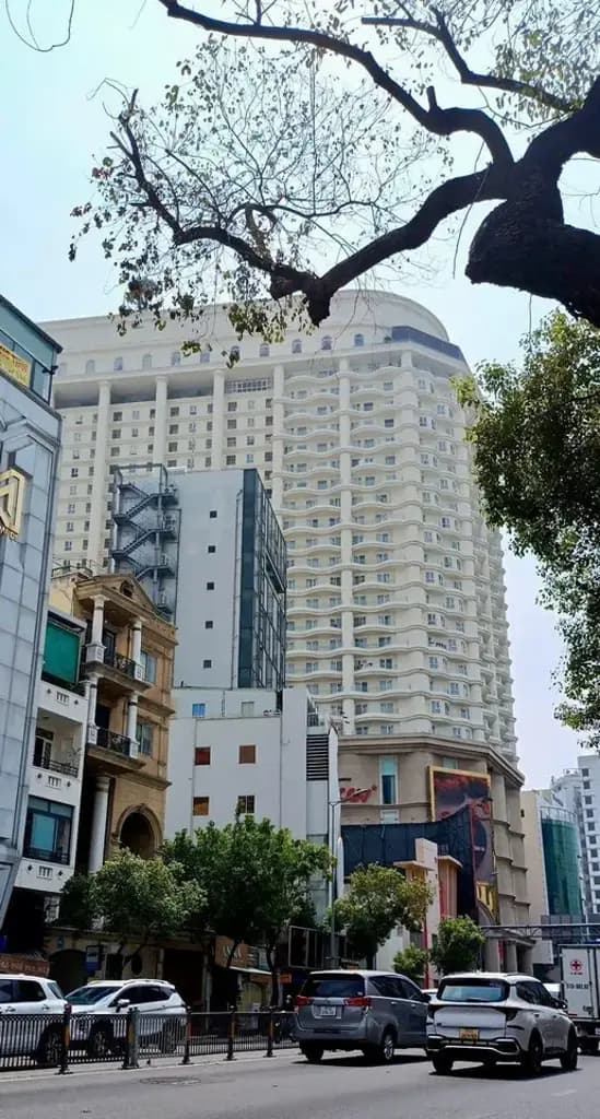 Bán Nhà Riêng Chính chủ, Nhà hiếm Mặt Tiền Rộng Giá Tốt TP.HCM