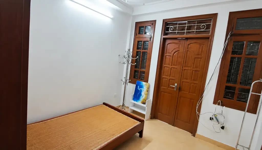 Main-Cho thuê nhà ngõ 50 VÕNG THỊ, Tây Hồ. 15 triệu/ tháng. Ưu tiên: Văn phòng, Hộ Gia Đình, KD Onl, Nhóm đi làm.-3