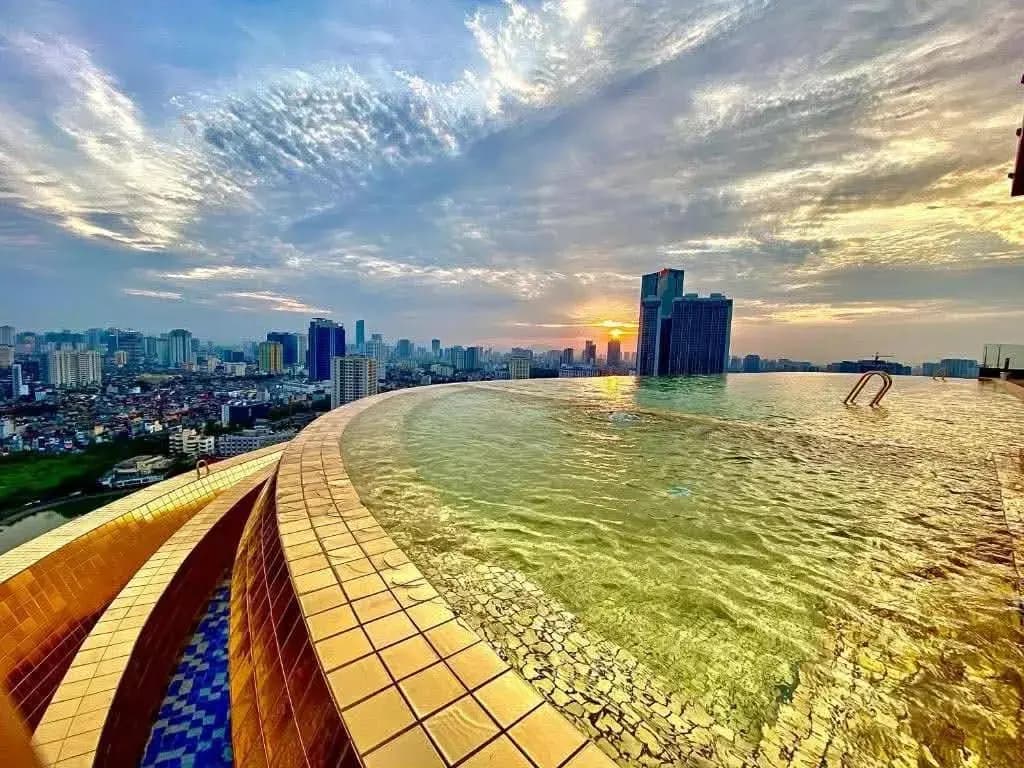 Main-Bán khách sạn 6* Dolce By Wyndham Hanoi Golden Lake mặt hồ Giảng Võ 💥 Đẳng cấp dát vàng 24K – 2300m2 x 30 tầng, giá 5500 tỷ-2