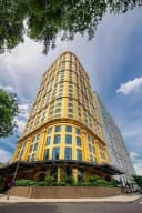 Thumb-Bán khách sạn 6* Dolce By Wyndham Hanoi Golden Lake mặt hồ Giảng Võ 💥 Đẳng cấp dát vàng 24K – 2300m2 x 30 tầng, giá 5500 tỷ-2