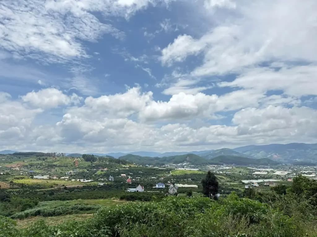 Main-Bán Đất 386m2 có sẵn 100 m2 thổ cư giá 770 triệu tại - Chọn - Thị trấn Nam Ban Huyện Lâm Hà Lâm Đồng-0