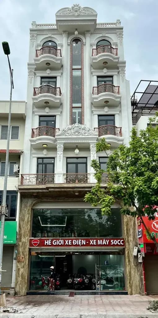 Bán Nhà Mặt Đường 120m2 có sẵn 120 m2 thổ cư giá 62 tỷ tại Đường Ngô Gia Tự Phường Đức Giang Quận Long Biên Hà Nội