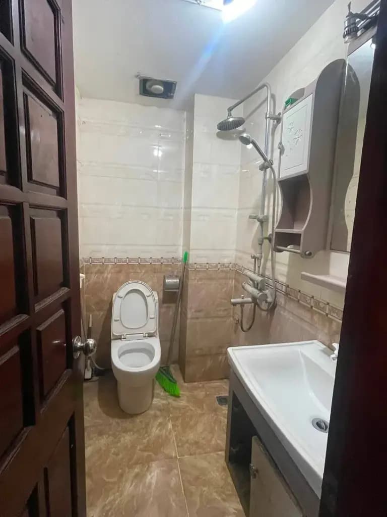 Main-🌹..Cho thuê nhà mặt phố Lê Lai, Hà Đông. Dt 40m, 4 tầng. Giá 💲16triệu / tháng.-1