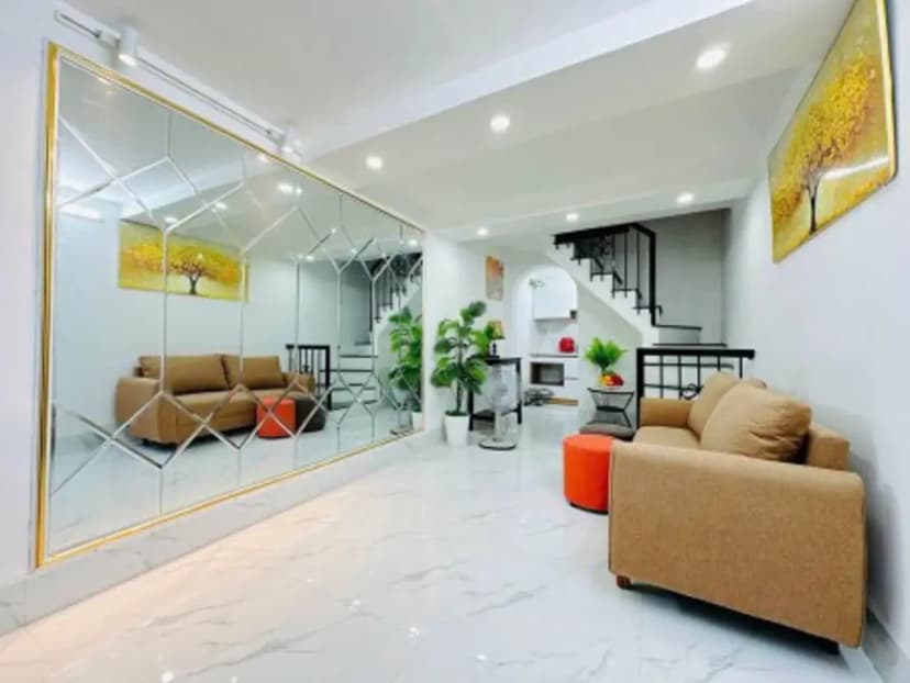 Bán gấp nhà Phân lô Hoàng Văn Thái 38m2 5 tầng đủ công năng, chỉ 10.99 tỷ