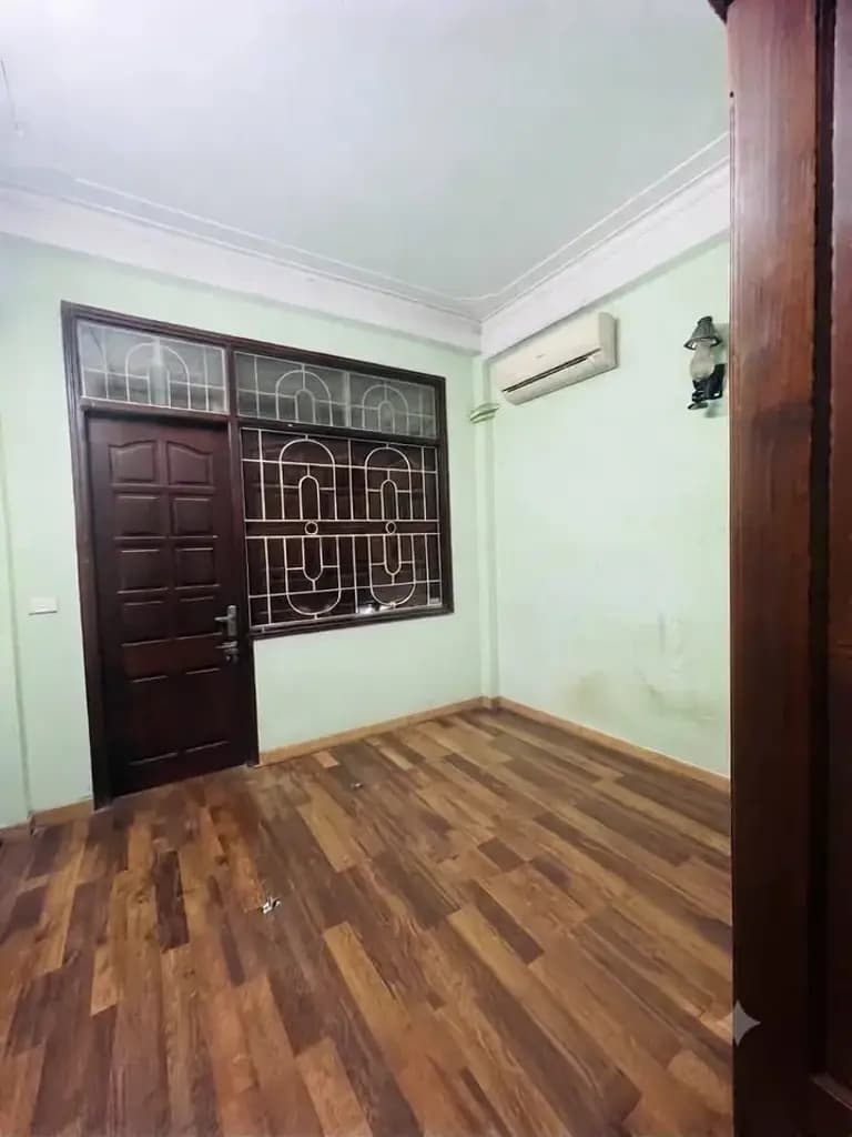 Main-🌹..Cho thuê nhà mặt phố Lê Lai, Hà Đông. Dt 40m, 4 tầng. Giá 💲16triệu / tháng.-2