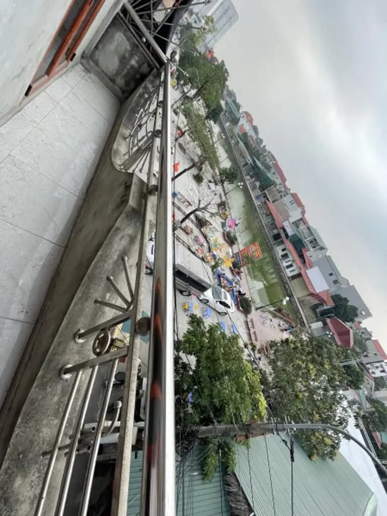 Main-Cho thuê nhà riêng ở Đức Thượng,Hoài Đức, 3 tầng, 140m2/sàn, mặt tiền 4m, mặt đường liên xã rộng 5m-3