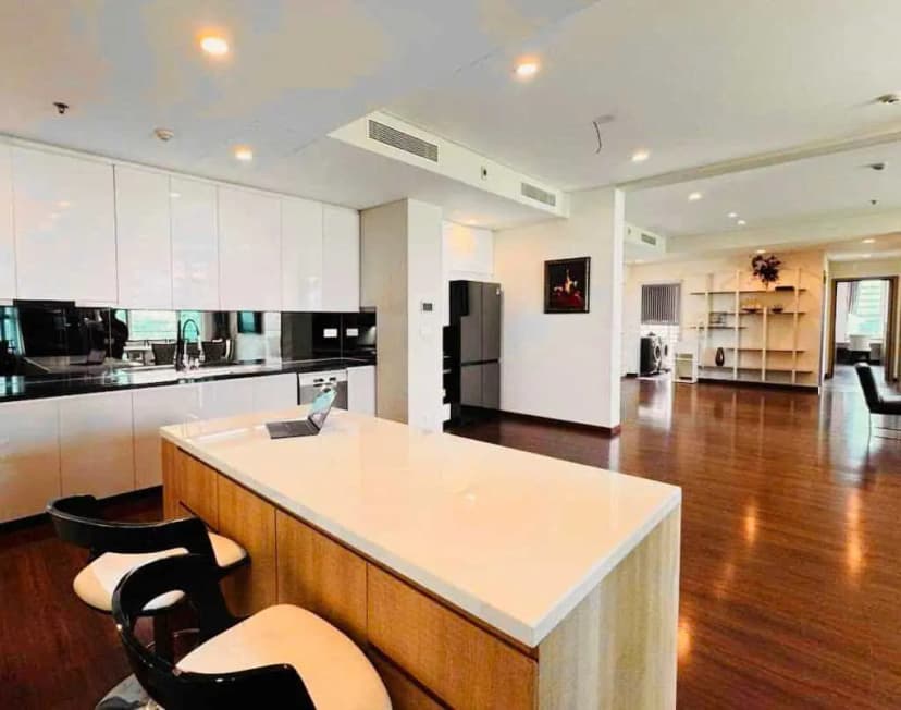 SALA | 4PN · 1 PHÒNG LÀM VIỆC · 215M². 3 BAN CÔNG · FULL NỘI THẤT