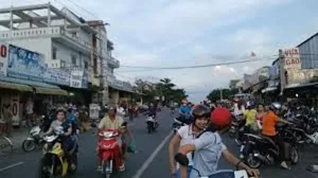 Main-CHỦ NGỘP BÁN RẺ LÔ ĐẤT 250M2 NGAY TRƯỜNG HỌC - CHỢ VÀ KCN GIÁ CHỈ 340TR-3