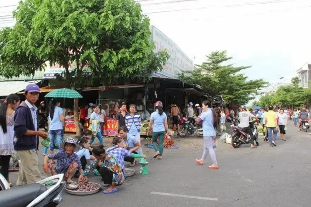 Main-BÁN GẤP LÔ ĐẤT 1501m2, MT SỔ HỒNG, T.CƯ GIÁ 470TR, SÁT CHỢ, KCN. ĐẤT THUỘC THỊ XÃ-6