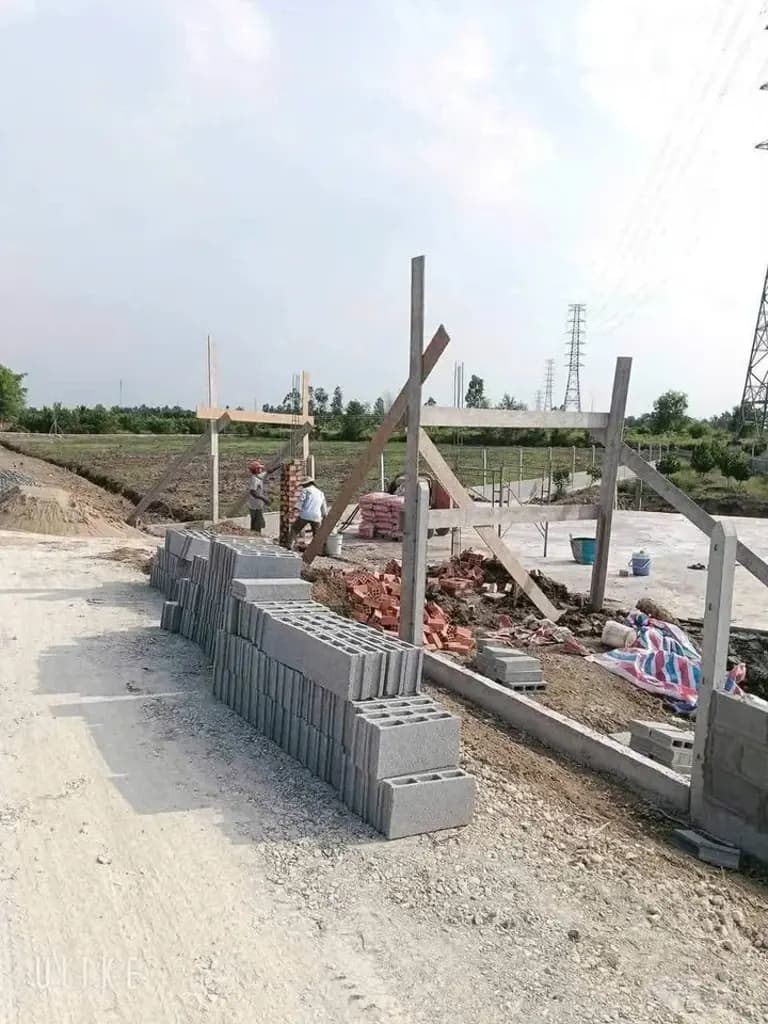 Main-🏡 ĐẤT THỔ CƯ KẾT HỢP VƯỜN VIEW KÊNH – THẠNH HÒA, BẾN LỨC 📐 Diện tích: 500m²/lô, gồm 120m² đất thổ cư. Có 2 lô liền kề, mua tổng 1.000m² được. 💰 Giá bán: 575 triệu/lô, còn thương lượng. 📍 Vị trí: Thạnh Hòa – Thạnh Lợi mới, huyện Bến Lức, Long An.-5