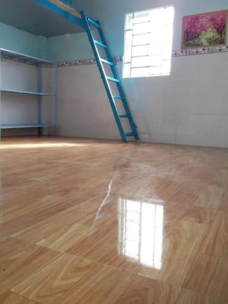 Chính chủ cho thuê phòng có gác 26m, lối đi, WC riệng, giờ tự do. P.Bình H. Hoà Bình Tân