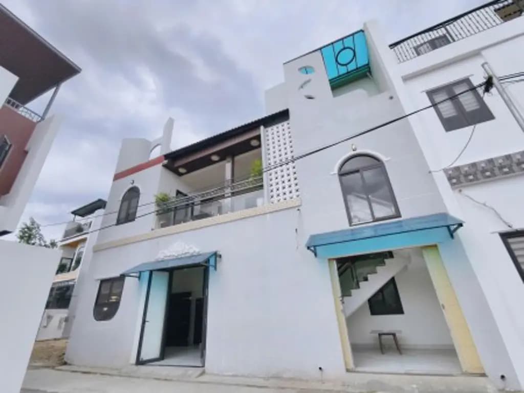 Main-NHÀ TỐT TÔN ĐẢN LÊN SÓNG- Ô TÔ ĐẬU CỬA- DIỆN TÍCH KHỦNG ĐẾN 80m2- NGANG GẦN 7m-GIÁ CHỈ 4,xĐ-0