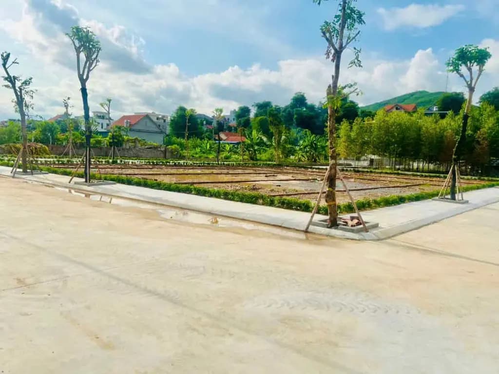 Main-ĐÓN SÓNG ĐƯỜNG SẮT CAO TỐC HN - QN, SỞ HỮU TÀI SẢN LIỀN KỀ VIN HẠ LONG XANH VỚI VÙNG GIÁ TRŨNG-3