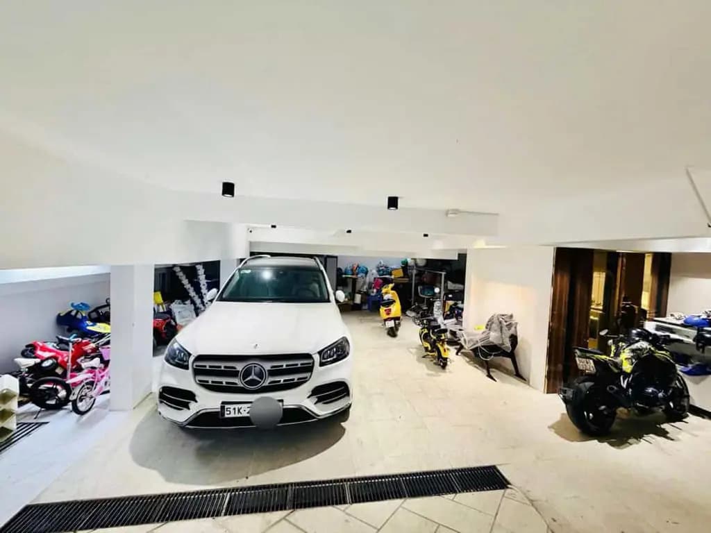 Main-BIỆT THỰ BÌNH LỢI 185M² (10×18.5) - HỒ BƠI - HẦM ĐỂ 2 Ô TÔ - THANG MÁY NHẬT BẢN-3