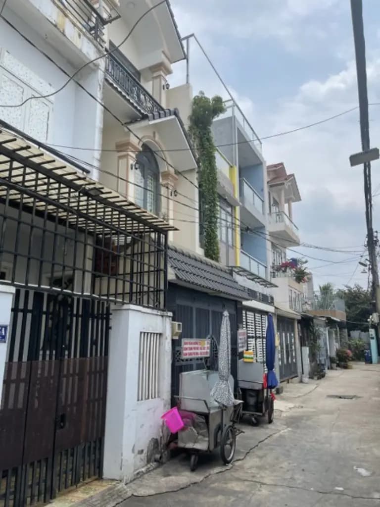Main-Bán Nhà Trọ 100m2 Long Thạnh Mỹ - Ngang 5.4m - Thu Nhập 10Tr/Tháng-2