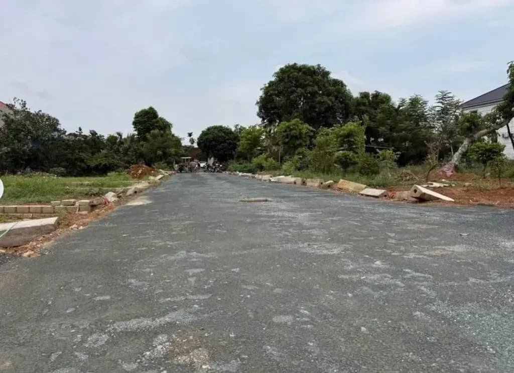Main-Bán Đất 100m2 có sẵn 100 m2 thổ cư giá 1.6 tỷ tại Đường Quốc Lộ 21A Tân Xã Huyện Thạch Thất Hà Nội-0