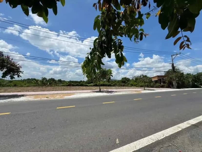 Đất mặt tiền đường Hương Lộ 7, đường chính kết nối Bình Phước - Bình Dương - Đồng Nai