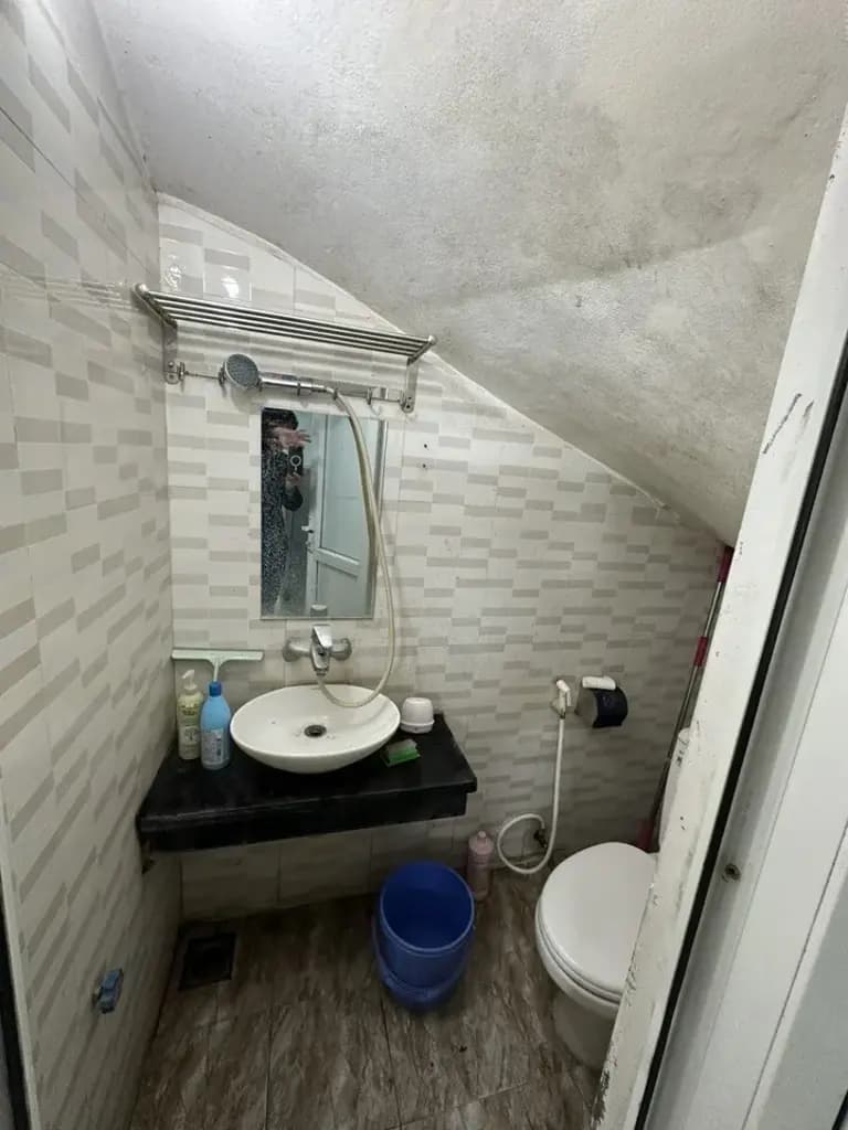 Main-Cho thuê nhà trọ giá rẻ 3.5 tr địa chỉ 37 ngõ 148 Trần Duy Hưng, Cầu Giấy.-2