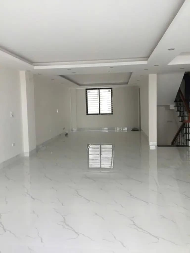 Cho thuê nhà nguyên căn liền kề làm văn phòng hoặc trung tâm, spa khu vực Trâu Quỳ/Gia Lâm/Hà Nội