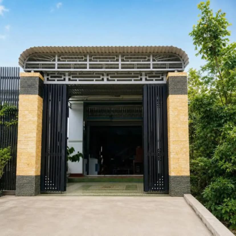 Bán nhà mặt tiền Đường Phùng Hưng, Đắk Lắk - Có sẵn dòng tiền cho thuê