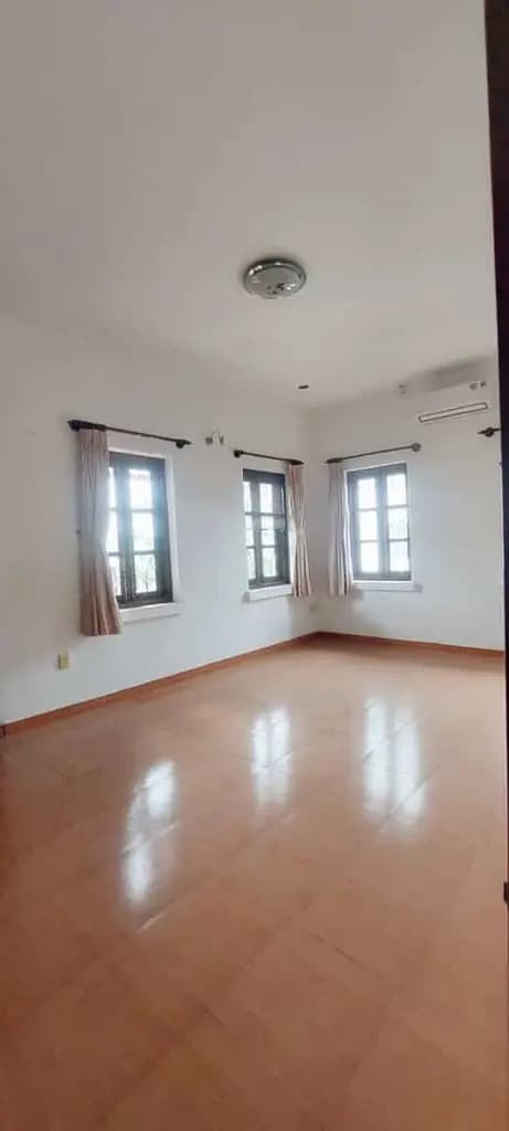 Main-BIỆT THỰ VƯỜN HƠN 500M2 NGAY QUỐC LỘ 13 GIÁ CHỈ 40TR KD CAFE,QUÁN ĂN-3