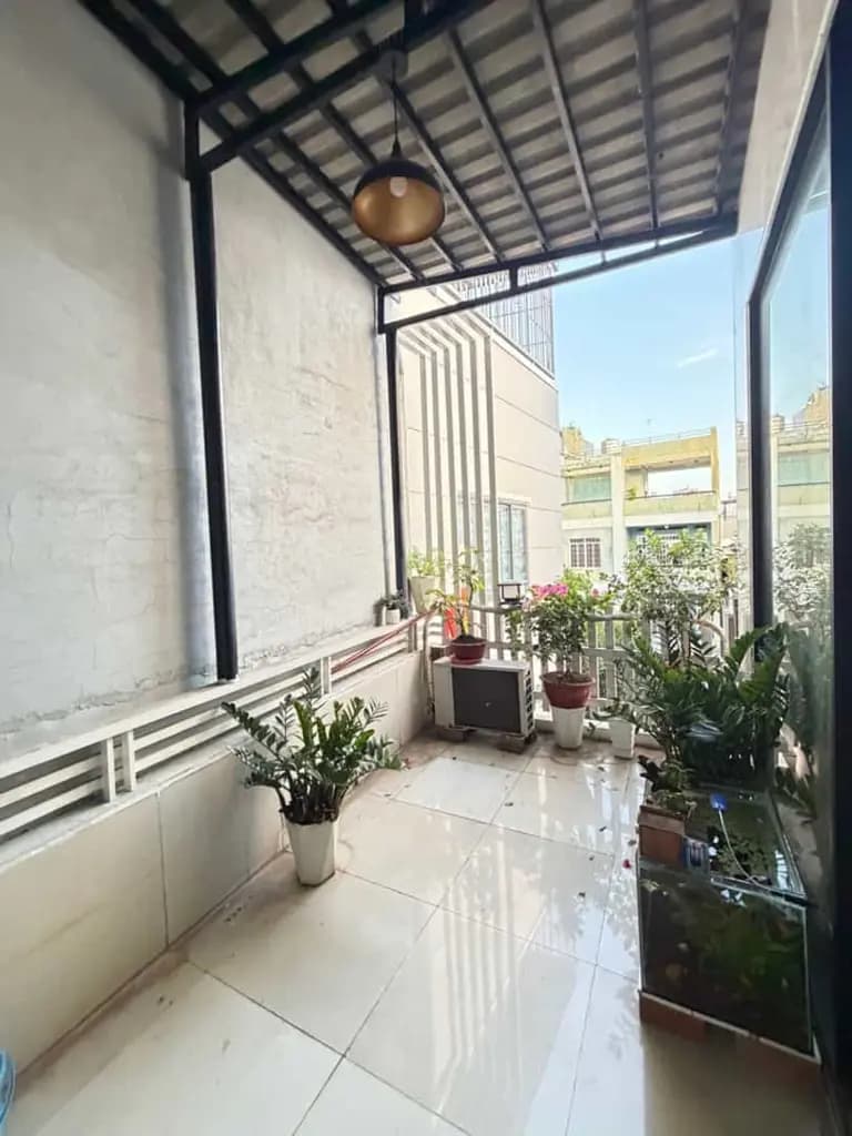 Main-Nhà phố ô tô quay đầu hẻm xe tăng-2