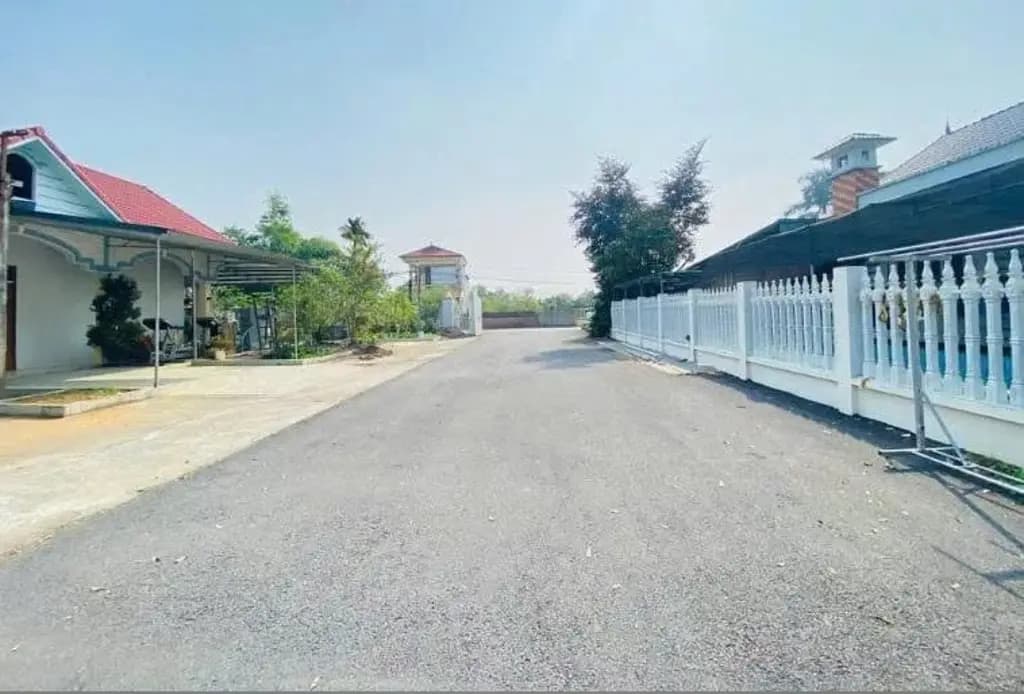 Main-Bán Đất 100m2 có sẵn 100 m2 thổ cư giá 1.78 tỷ tại Đường Hữu Nghị Phường Xuân Khanh Thị xã Sơn Tây Hà Nội-0