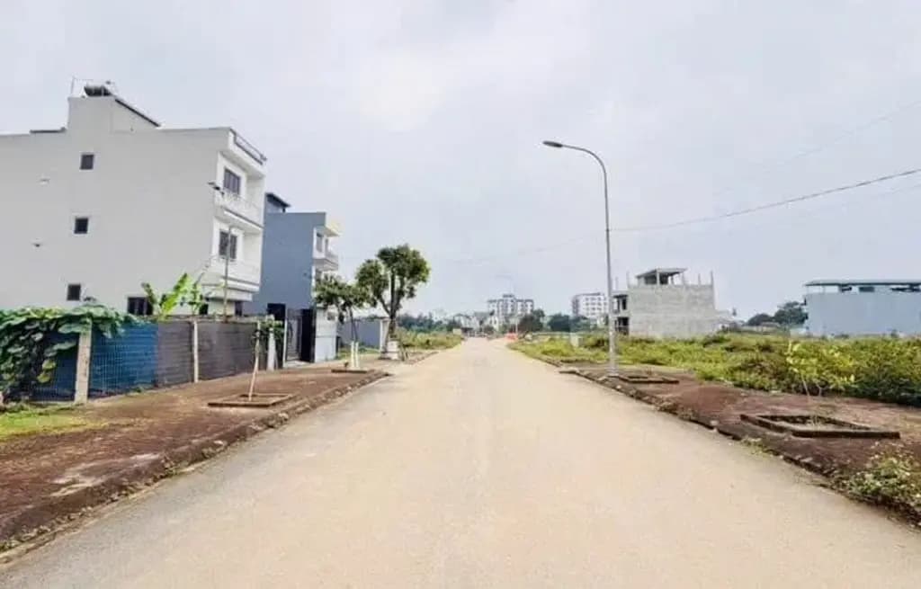Main-Bán Đất 80m2 có sẵn 80 m2 thổ cư giá 1.5 tỷ tại Đường Quốc Lộ 21A Tân Xã Huyện Thạch Thất Hà Nội-0