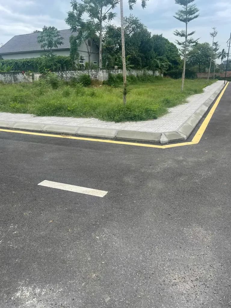 Main-BÁN CẮT LỖ LÔ ĐẤT XÂY NHÀ DÒNG TIỀN HÒA LẠC CÁCH ĐẠI HỌC QUỐC GIA VÀ KHU CÔNG NGHỆ CAO CHỈ 1,5KM-0