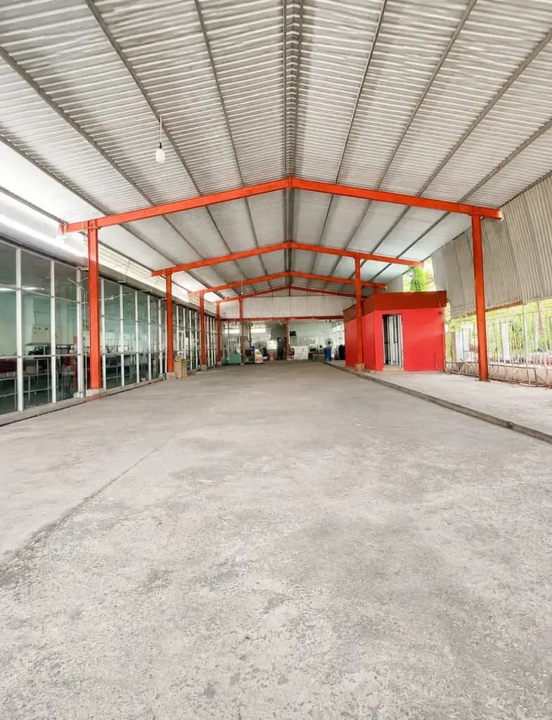 Cho thuê kho xưởng 1200m2 mặt tiền đường xe container tại Bến Tre