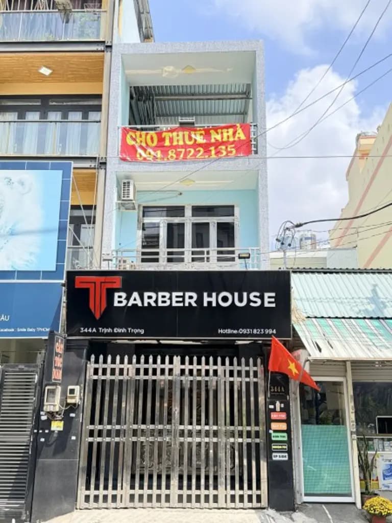 Chính chủ cho thuê nhà mặt tiền đường Trịnh Đình Trọng, phường Tân Phú, TPHCM