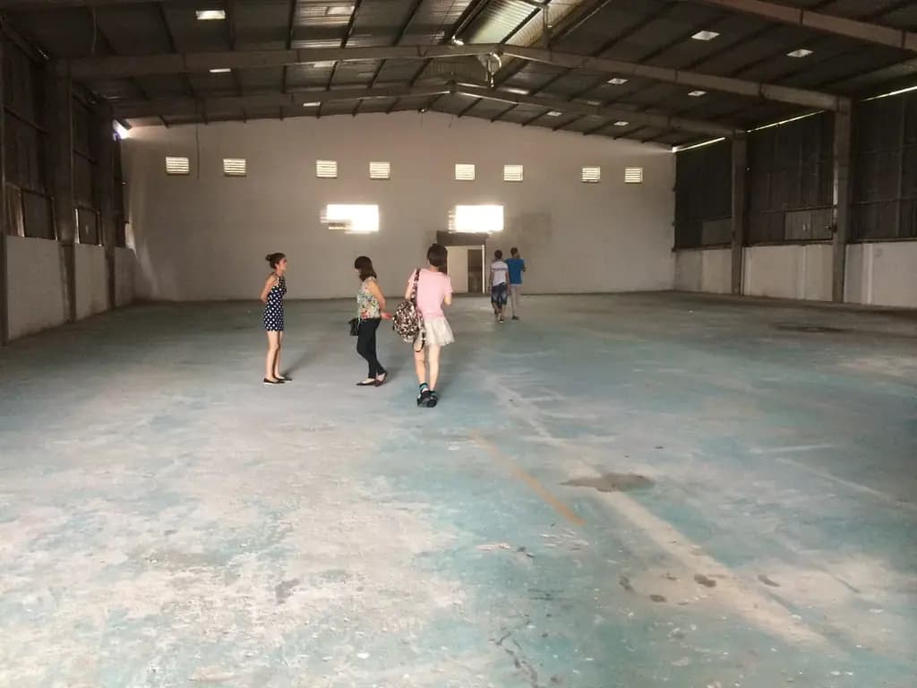 Main-Nhà xưởng cho thuê an phú đông quận 12 dt: 1200m giá 60 triêu lh: 0908561228-1