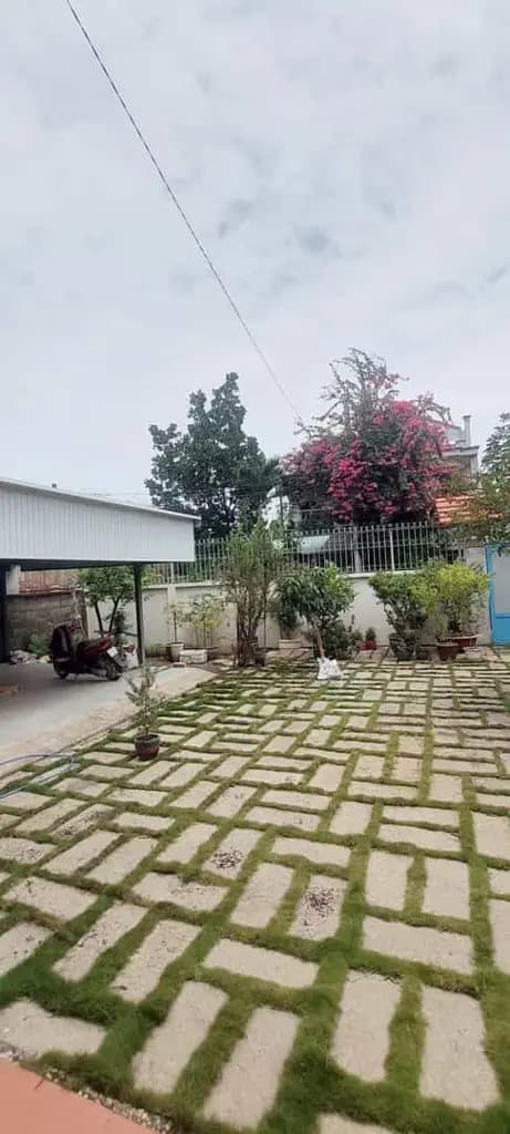 Main-BIỆT THỰ VƯỜN HƠN 500M2 NGAY QUỐC LỘ 13 GIÁ CHỈ 40TR KD CAFE,QUÁN ĂN-4