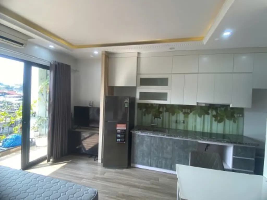 Main-Cho thuê Căn hộ chung cư mini Full đồ cao cấp. Ban công View Hồ Tây cực Chill. Chỉ 7tr-6