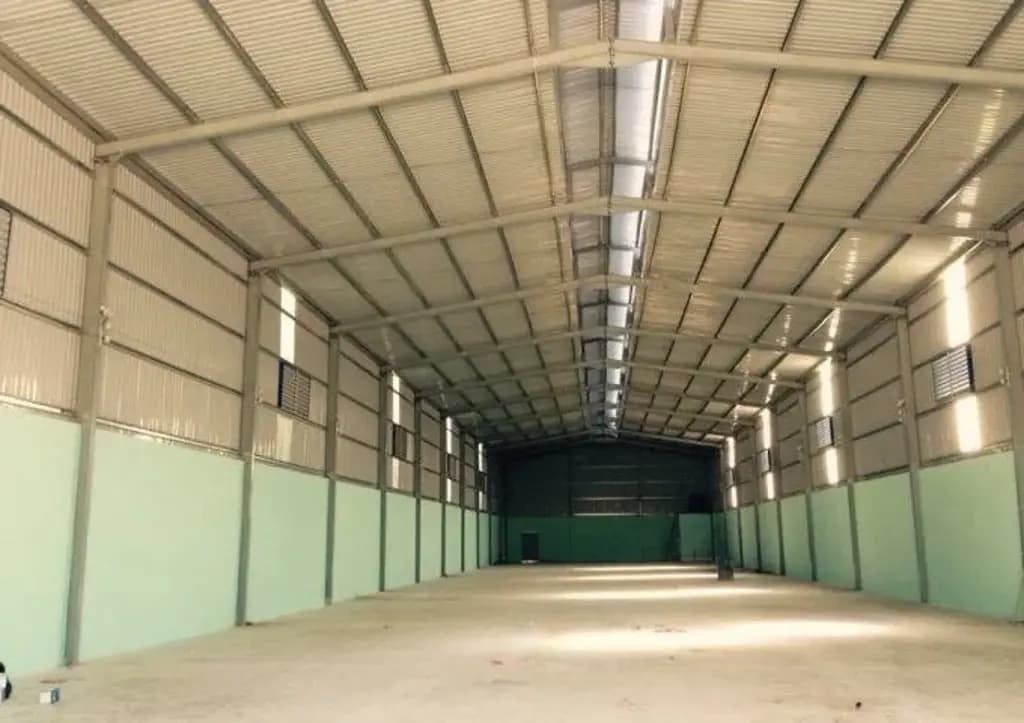 Main-NHÀ XƯỞNG CHO THUÊ PHƯỜNG AN PHÚ ĐÔNG QUẬN 12 DT: 500M GIÁ 34 TRIÊU/THÁNG LH: 0944977229-1