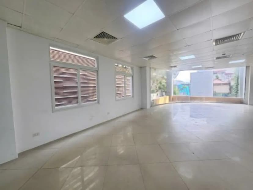 Chính chủ cho thuê văn phòng tại số 12 HOàng Cầu, Ô Chợ Dừa, Hà Nội