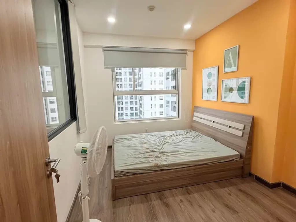 Main-Cần bán gấp căn hộ CARILLON 2 Q.TÂN PHÚ, 2 tỷ, 66m2, 2PN 2WC, nội thất cơ bản, thoáng mát, SHR-2