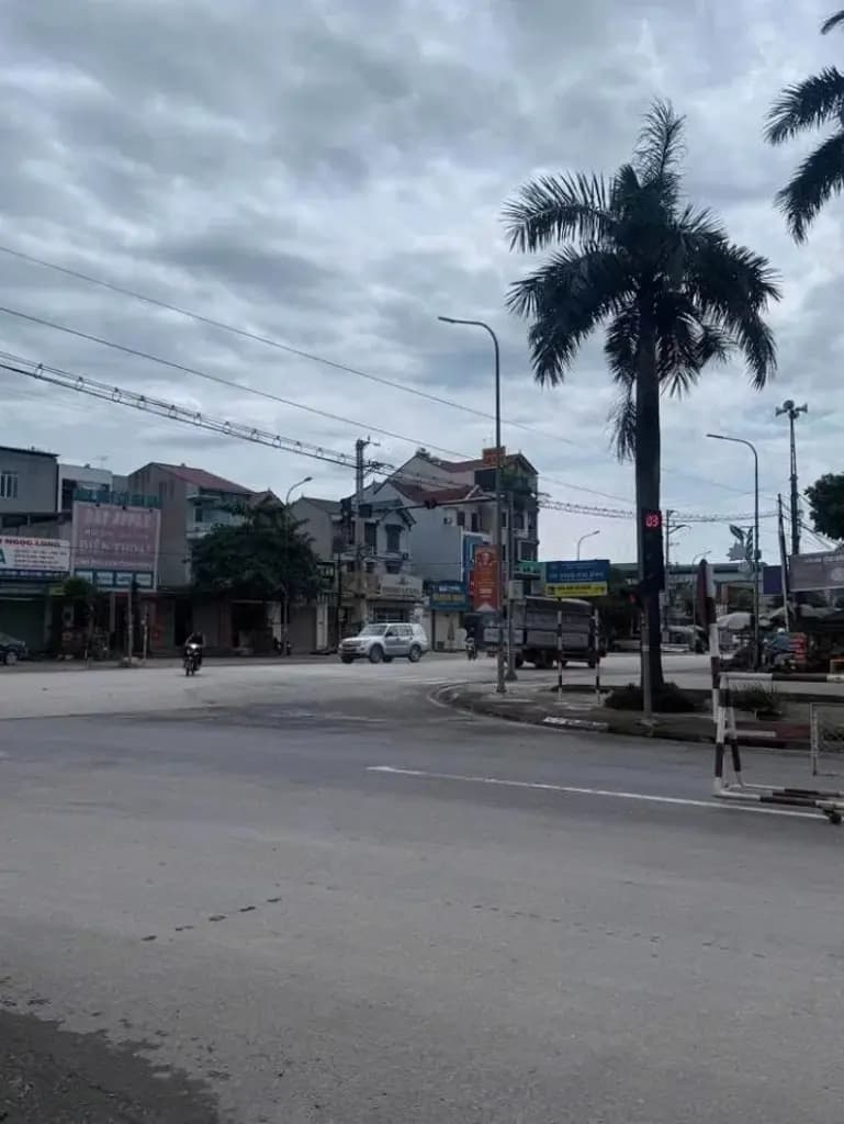 Bán Đất 100m2 có sẵn 100 m2 thổ cư giá 1.6 tỷ tại Đường Hạ Bằng Tân Xã Huyện Thạch Thất Hà Nội
