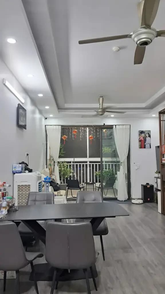 Main-Bán CĂN HỘ 3 ngủ toà Intracom CẦU DIỄN. CĂN GÓC 3 Ban Công, Siêu thoáng, View thành phố.-1