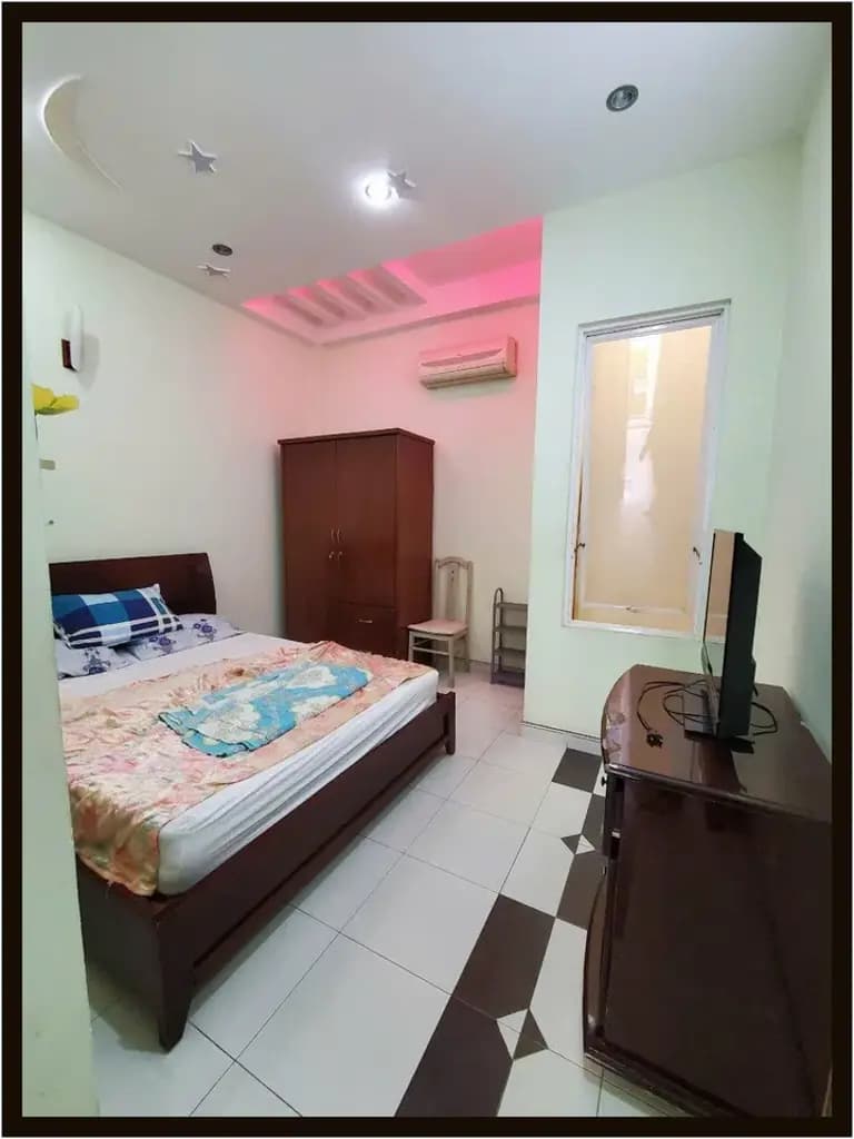 Main-Cho thuê rẻ nhà phố 1 trệt 4 lầu Trần Quang Diệu Quận 3 TP.HCM-3
