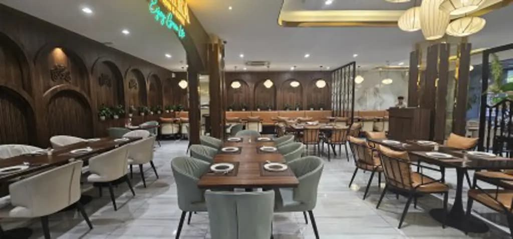 Main-CHO THUÊ 2 SÀN -LÀM VĂN PHÒNG - GIÁ 270 TRIỆU - DIỆN TÍCH 667m2-2