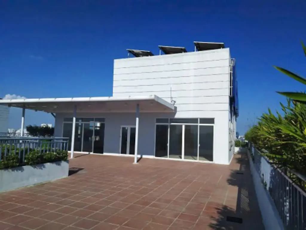Main-Tòa nhà Charmington La Pointe cho thuê Penhouse làm văn phòng - Quận 10-0