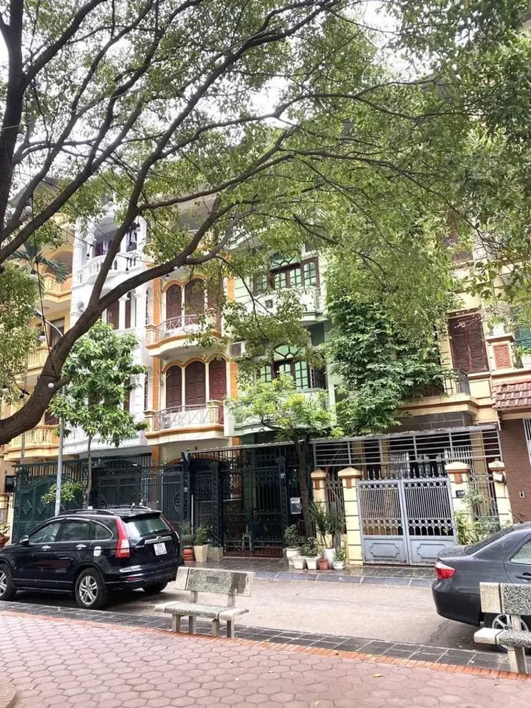 Main-CHO THUÊ NHÀ NGUYÊN CĂN KĐT ĐỊNH CÔNG. 83M2 - 4 TẦNG. GIÁ 25TR/ 1 THÁNG.-0