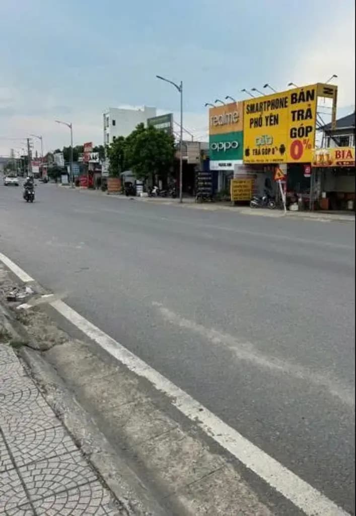 Bán Đất 100m2 có sẵn 100 m2 thổ cư giá 1.6 tỷ tại Xã Bình Phú Huyện Thạch Thất Hà Nội