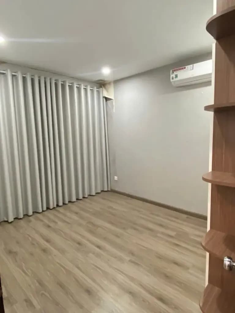 Main-Cho THUÊ CĂN HỘ CHUNG CƯ TÒA NHÀ HỒ GƯƠM PLAZA. HÀ ĐÔNG. 95M2 - 3PN.-5