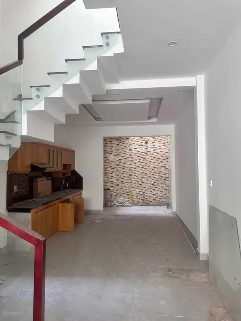 Main-NGUYÊN CĂN HẺM XE HOI NGAY CHỢ HIỆP BÌNH TRỆT 2 LẦU GIÁ CHỈ 15TR-2