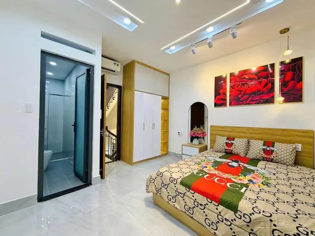 Main-Bán nhà hẻm oto - Lê Văn Thọ P14 Gò Vấp - 4 Tỷ 230Tặng fullnội thất cao cấp4 Phòng ngủ Sổ hồng riêng-3