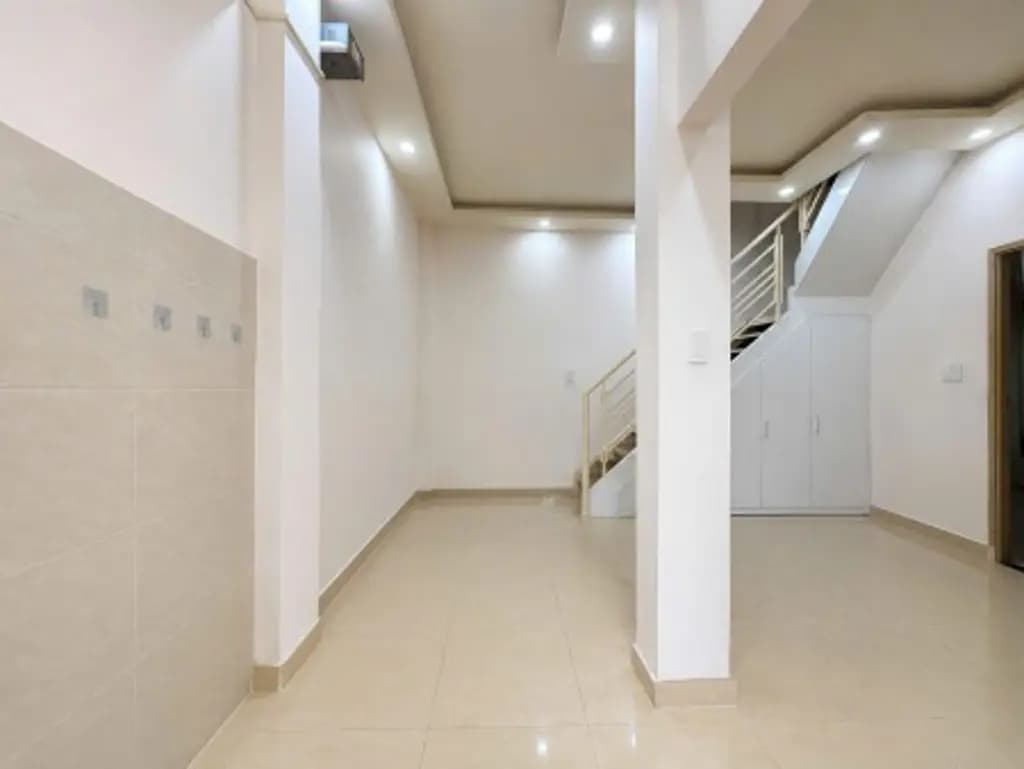 Main-BÁN NHÀ TT QUẬN 1 ĐƯỜNG TRẦN QUANG KHẢI-3