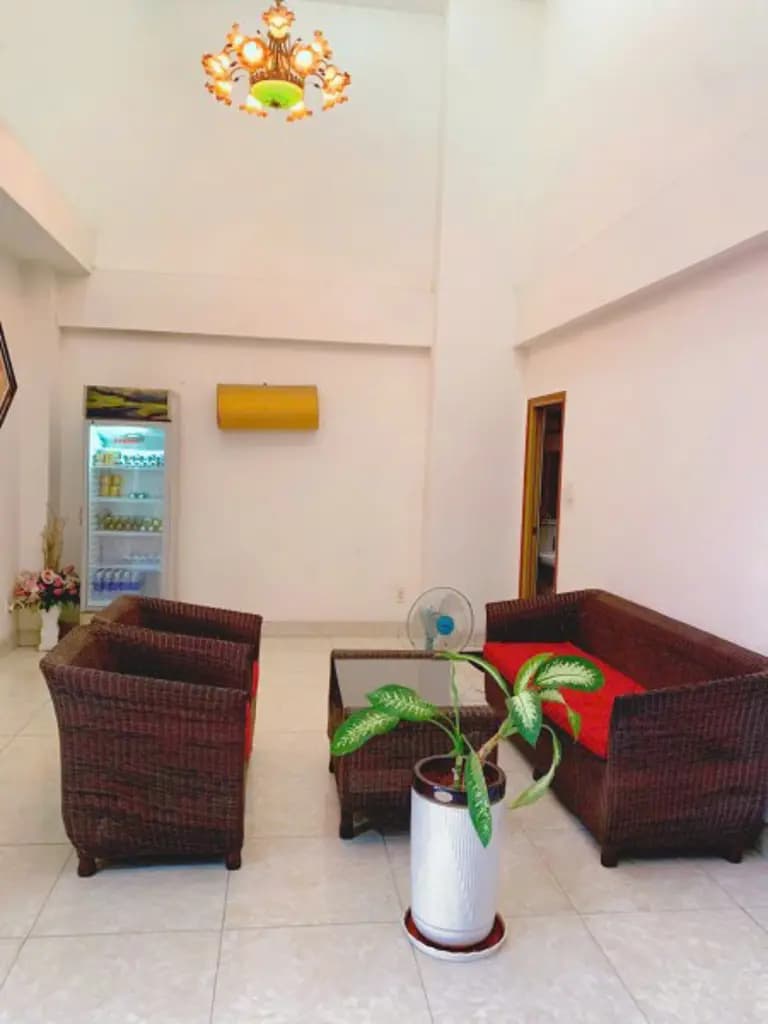 Main-Cho thuê khách sạn 26 Phòng/Có Thang máy, mặt tiền Quận 12-3